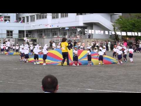 名瀬幼稚園のパラバルーン