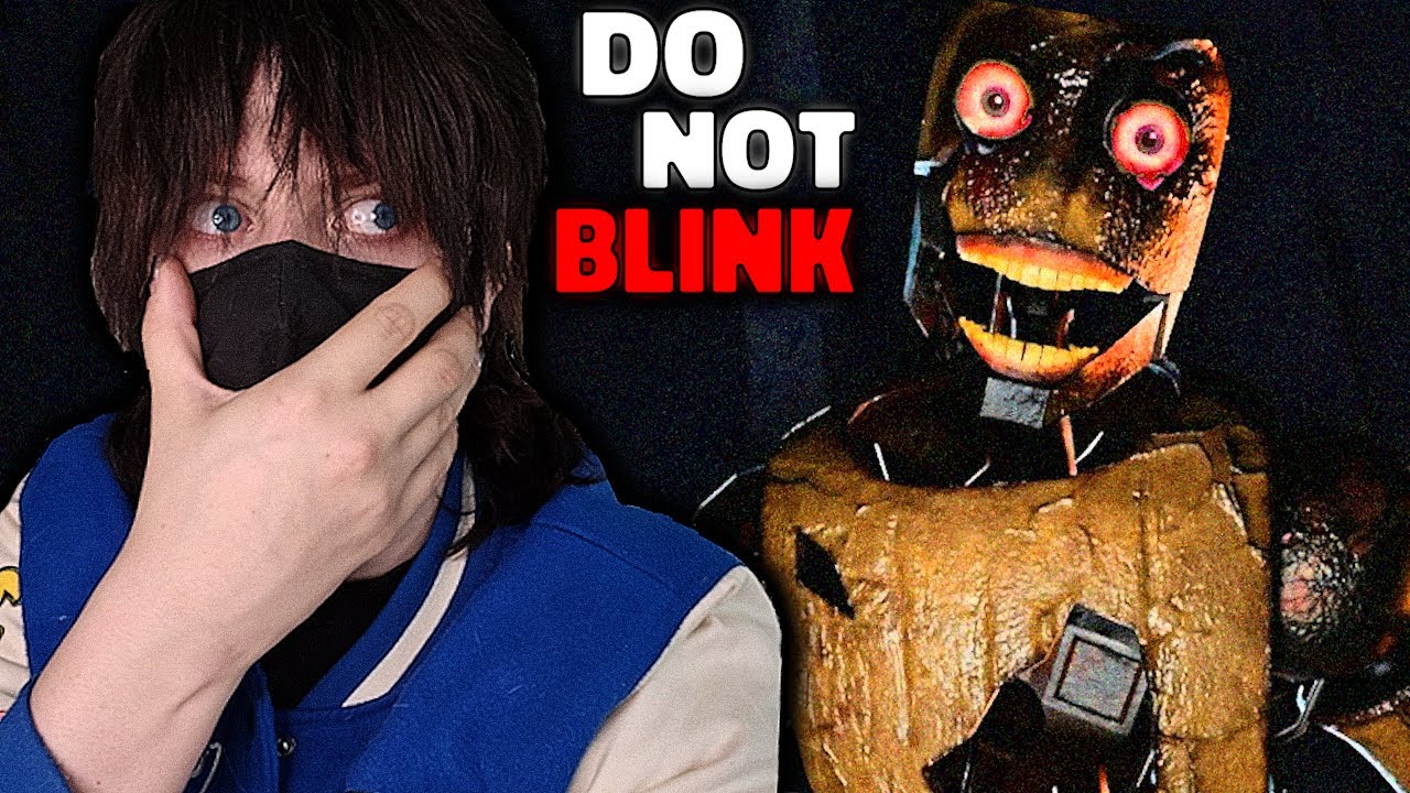 If you BLINK, It gets CLOSER...  (halloween facecam w princess)