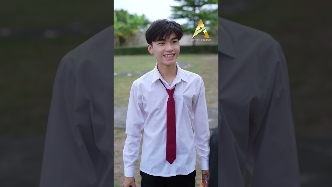 นี่มันเรื่องบ้าอะไร? คบซ้อนผู้ชาย 3 แต่ได้ถึง 6