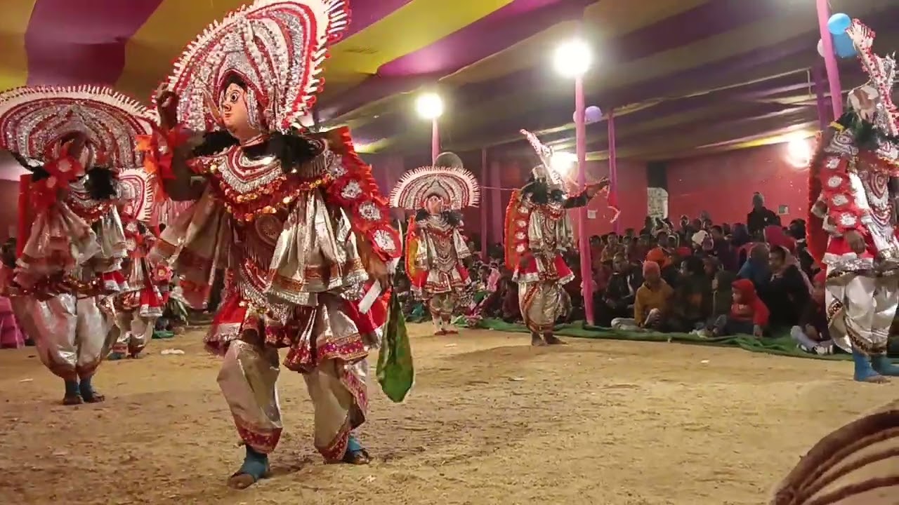 ঋষিকেশ কুমার আসর ভর্তি রাজা ও সখি নাচ 