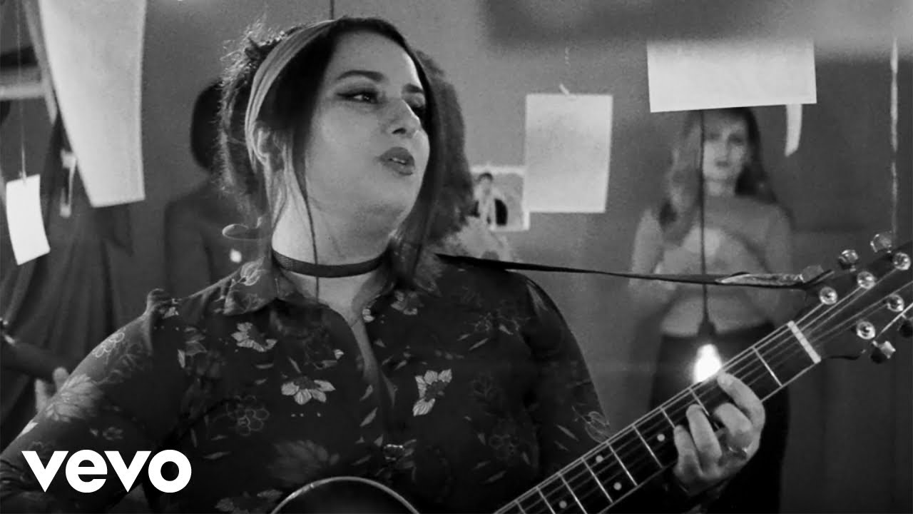 Tissa Rahim - Not Once But Twice (ps752) [Official Music Video] - YouTube
