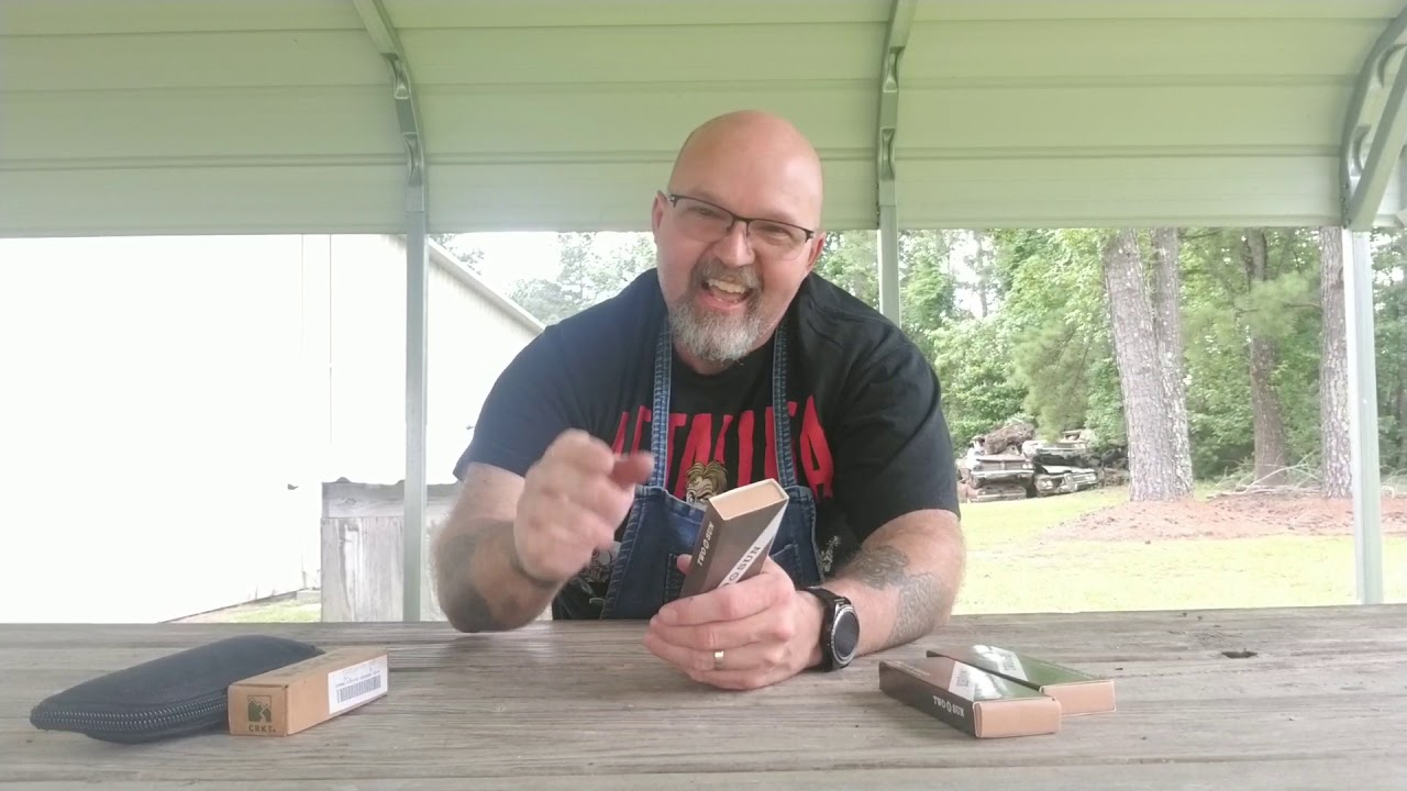 Talk from the picnic table Twosuns ts246, ts245, ts232, Skike and a CRKT