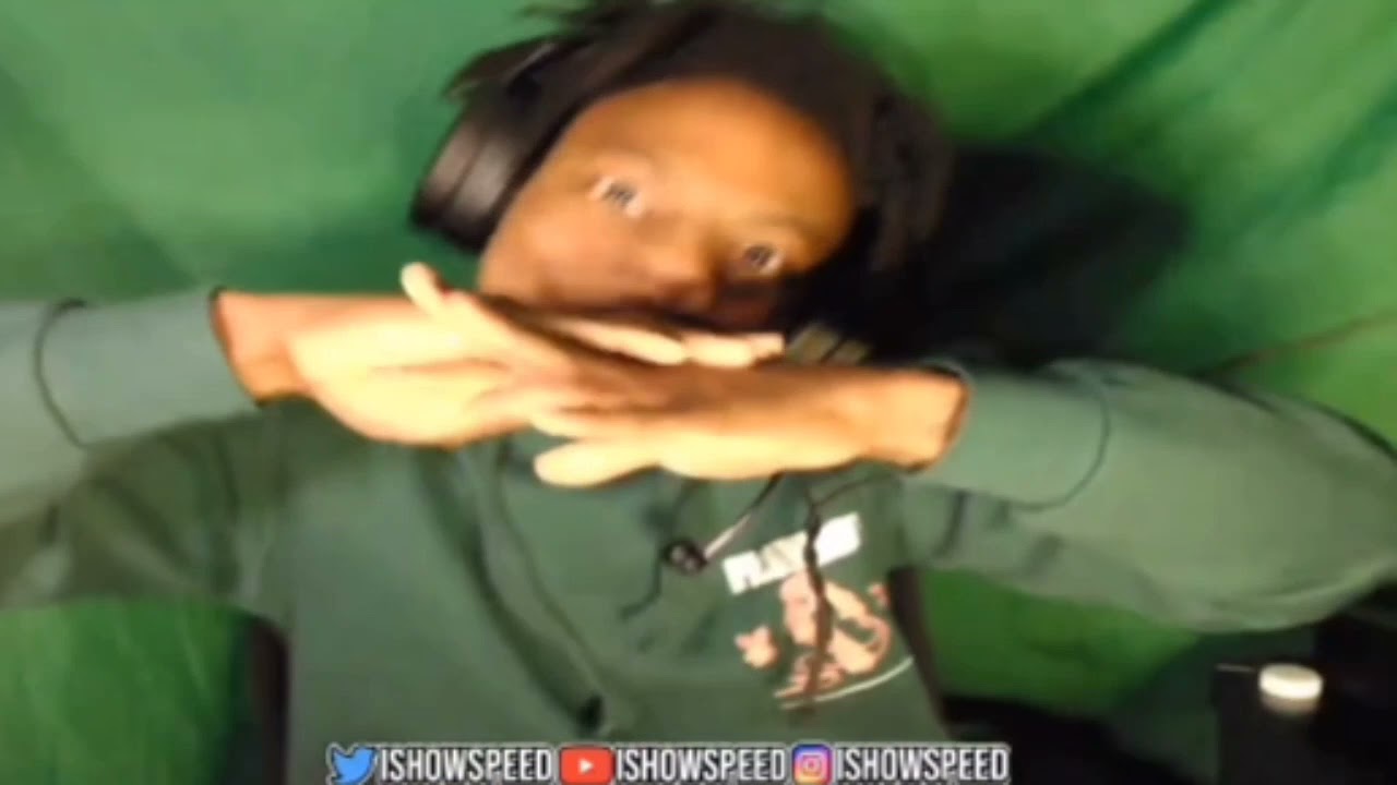IShowSpeed Throw Up Gang Signs😈🅱️While Listening To 6ix9ine🐀😂 YouTube