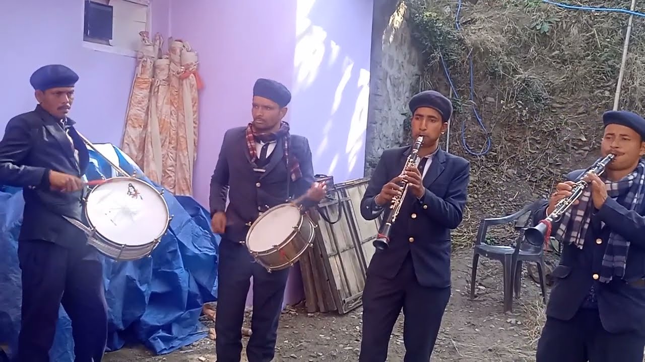 भूपेंद्र कुमार, इंग्लिश बैंड बाजा पार्टी ग्रुप करसोग (चुराग)...