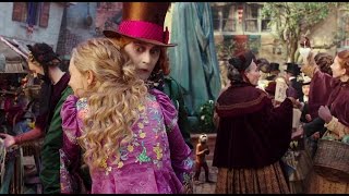 Celebrity Alice attraverso lo specchio - L'incontro con il giovane Cappellaio - Clip dal film | HD Profile