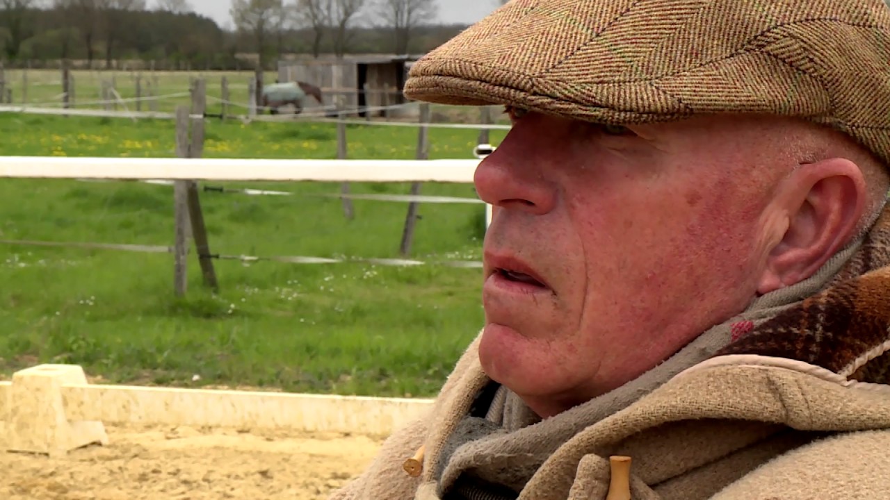 MC FUSS A CHEVAL SUR SON AVENIR