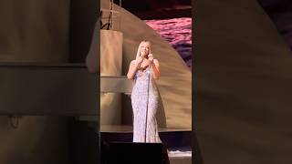 🕊️ Mariah Carey Sings “Fly Like A Bird”, Night 1 in Vegas 2024 #shorts
