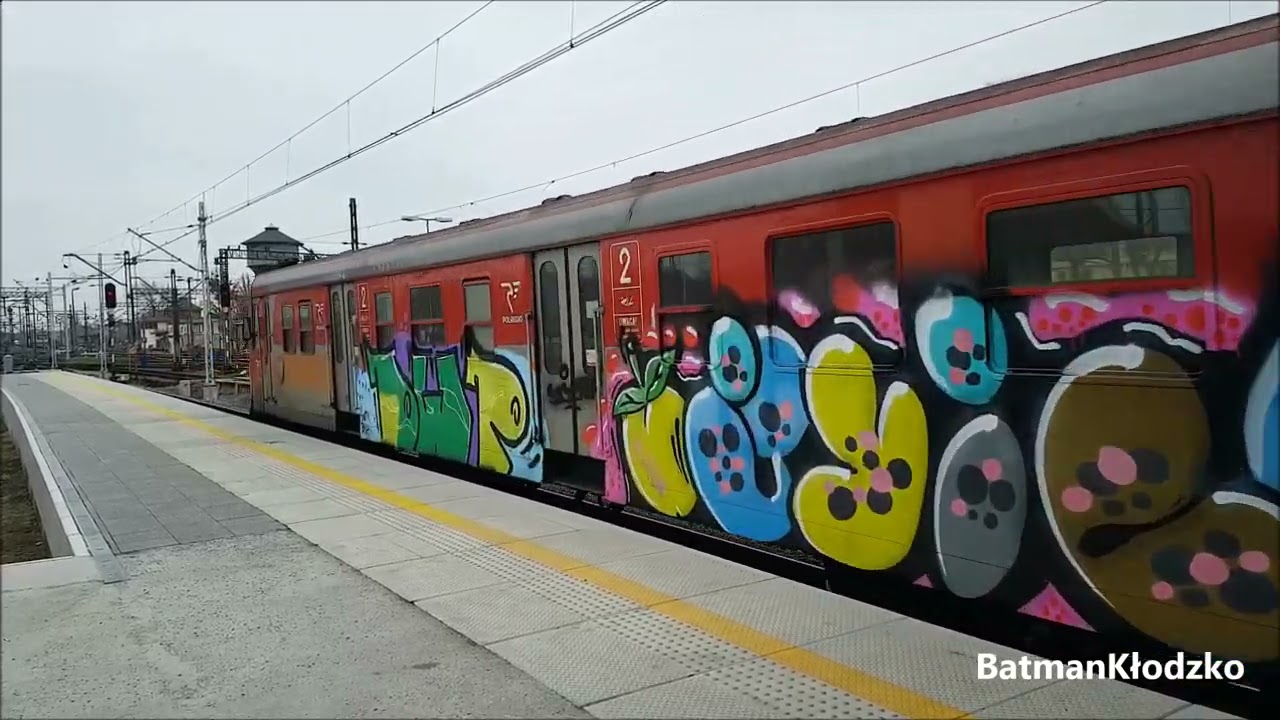 Panele EN57 Graffiti 2021r.