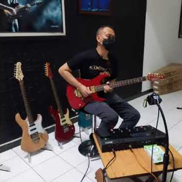 Andra Ramadhan solo guitar Jalanmu Bukan Jalanku