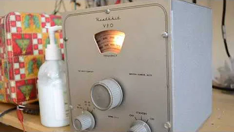 Demonstration of the Heathkit VF 1 VFO