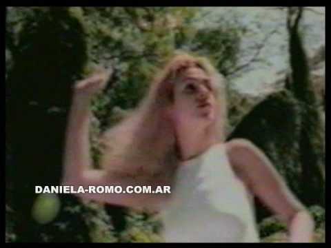 DANIELA ROMO | POQUITO A POQUITO