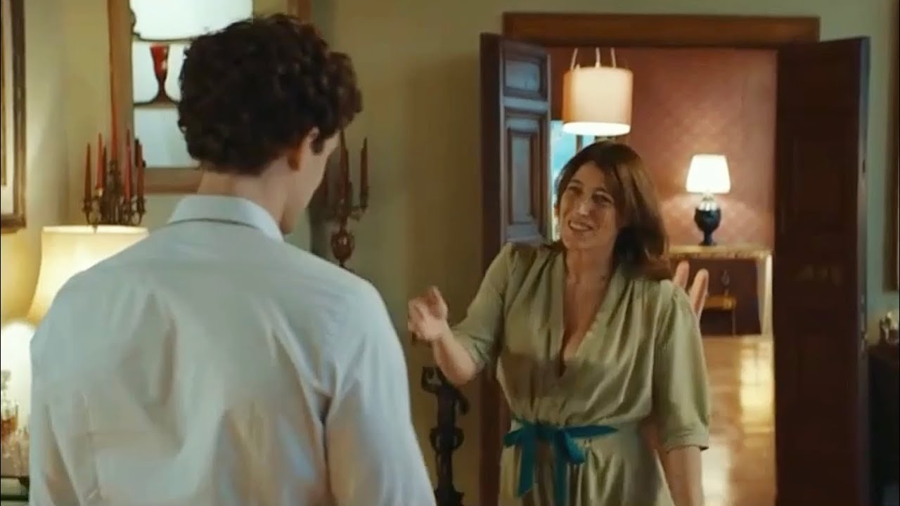 أم تقع في حب حبيب أبنتها وعندما تكتشف أبنتها يضهر سر استغلاله لهم