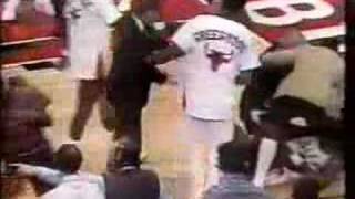 Bulls vs. Pistons 1984-85 - Rookie Jordan saves the day