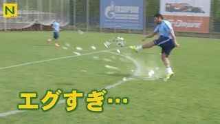 ボールが破裂!? 怪物フッキの半端ないシュート【サッカー】