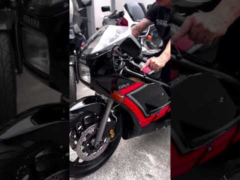 CBX 750F VS