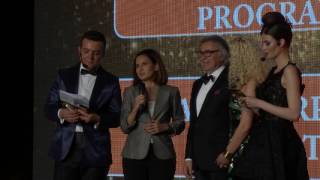 2016 Yilinin En İyi̇ Röportaji Ve Magazi̇n Programi Show Tvye