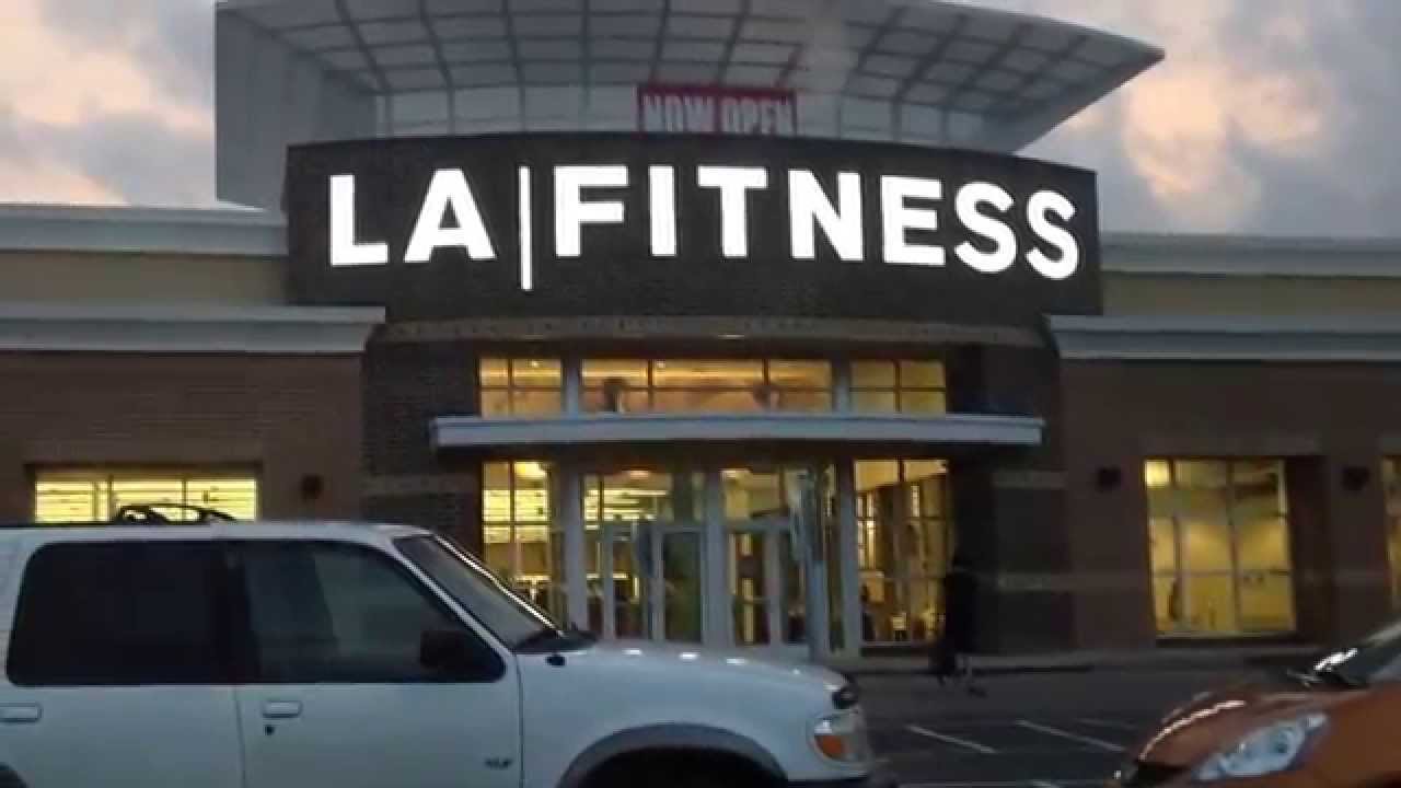 LA Fitness - Austin, TX - Gym Review - YouTube