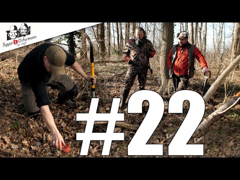 Hunting at the burrow | Two hunters at a natural burrow | Lower Saxon hunter – with Teppe and Sch...