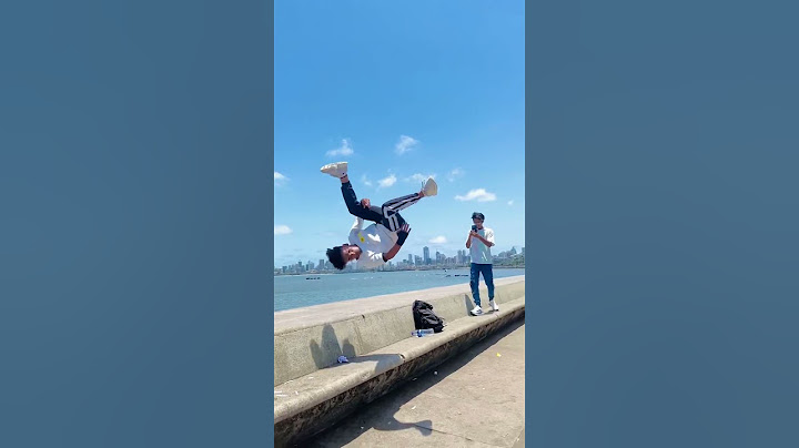 Flips reaction’s in Mumbai #trending #youtube #shorts #viral #music #reaction #girls #video
