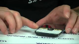 How to Change Blackberry Bold 9700 Middle Plate