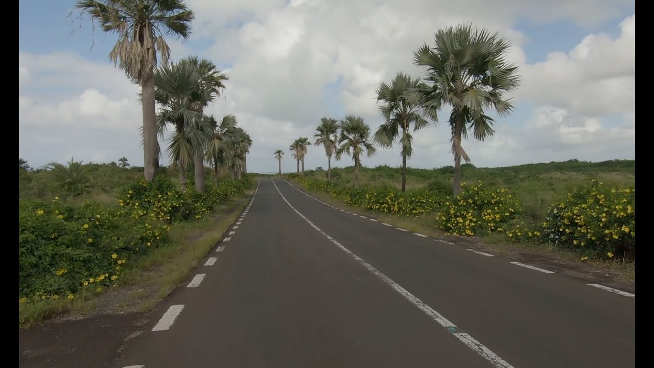 drive in mauritius to grand gaube beach from petit village through off road POV