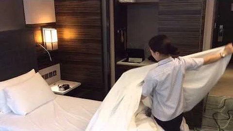 Making of bed 铺床方法 - 天天要闻