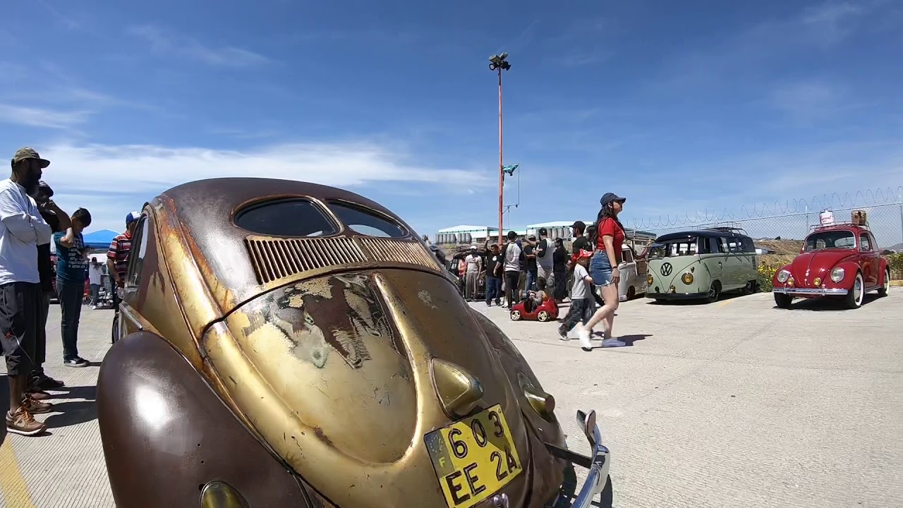 Jo’s VW Split Window bug