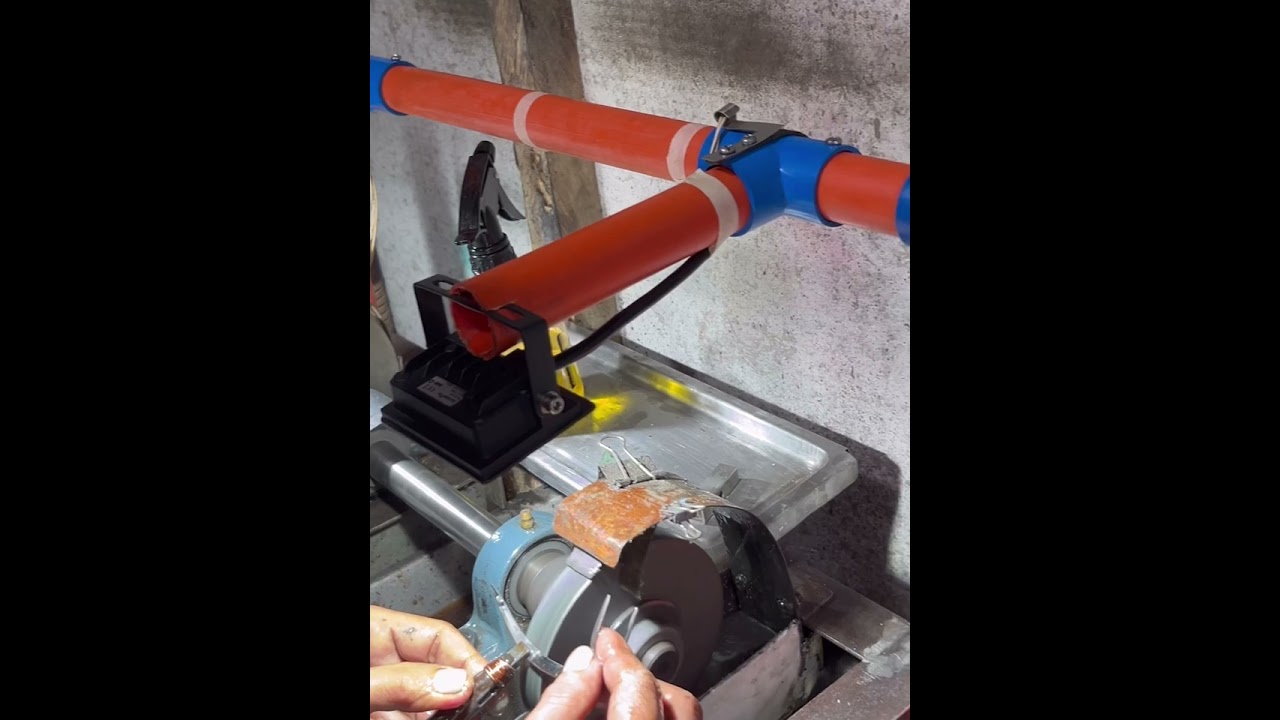 Tari Maker Vlogs | Pag hasa ng tari | FB: Zdn Tari Maker