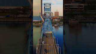 The historic Main Street Bridge of Jacksonville 🌉