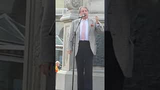Discurso de Paco Vázquez - alcalde de La Coruña del 23 de mayo 1983 hasta 2006 por mayoría absoluta