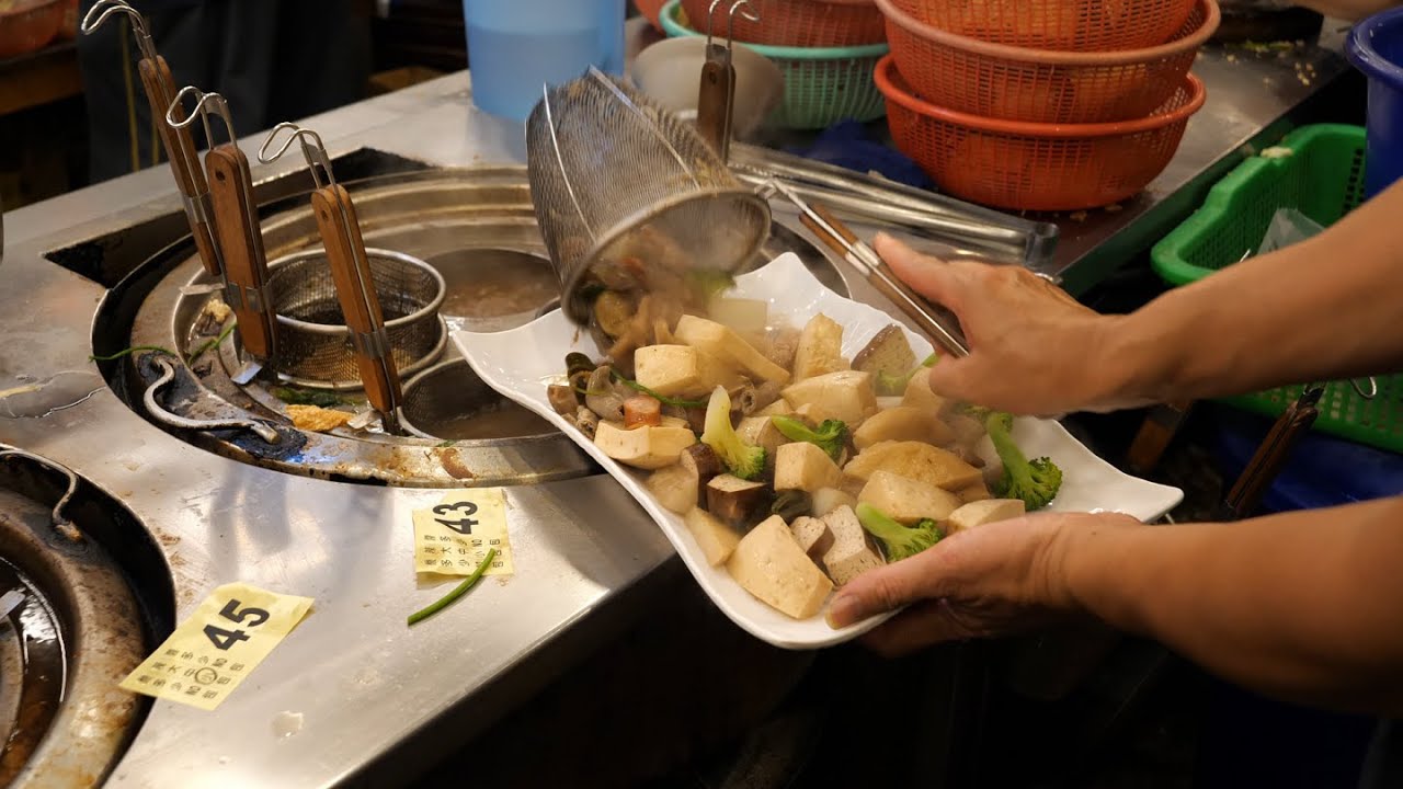 Taiwanese Street Food - Braised Food 豐原美食 大滷桶滷味