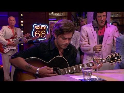 Waylon over 'The day the music died' - RTL LATE NIGHT