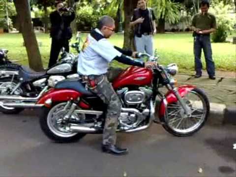  HARLEY  SPORTSTER jakarta  Mbah Bejo Biker Club  YouTube