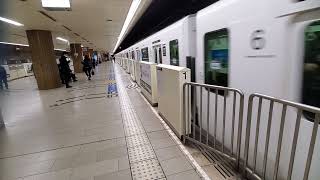 福岡市営地下鉄 305系 普通福岡空港行き。