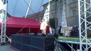 Maroš Bango-S BIELOU HMLOU