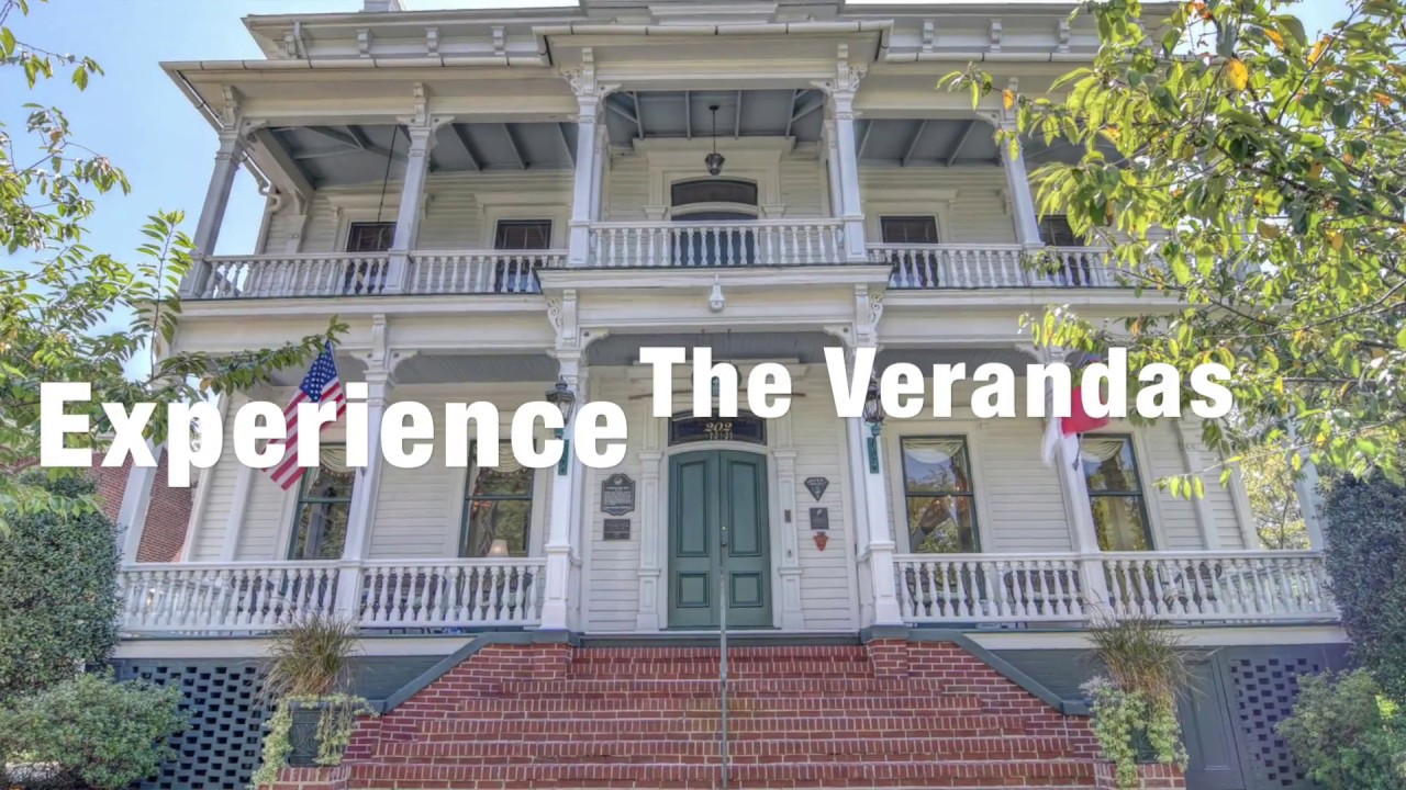 Experience The Verandas Bed and Breakfast Inn Wilmington North