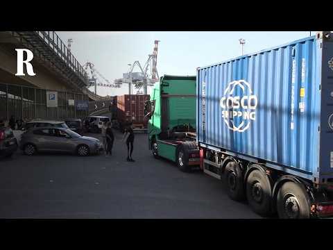 Trucker protest, sit-in in Naples disbanded: "Forced by police intimidation"