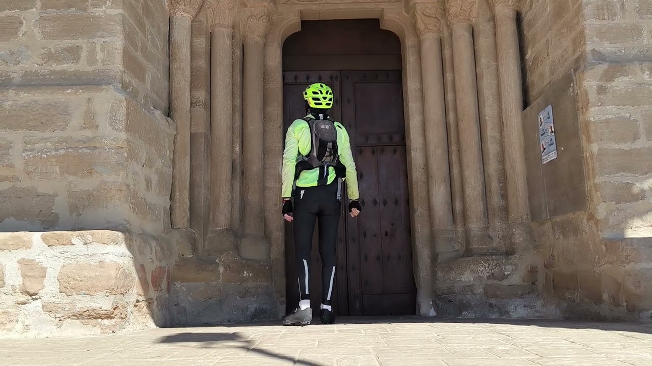 Galar y su Iglesia de San Martin, Navarra