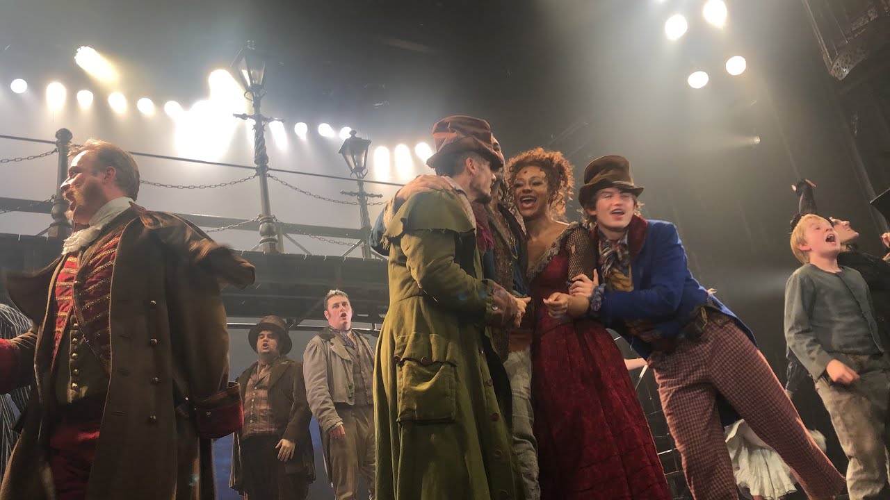 Oliver! West End curtain call October 2025