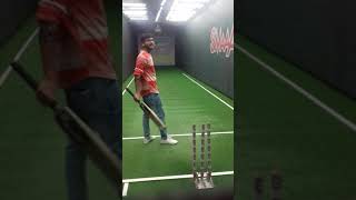 Batting on brett lee's 145km/h bowling in smaaash | smaaash | umang vlog screenshot 2