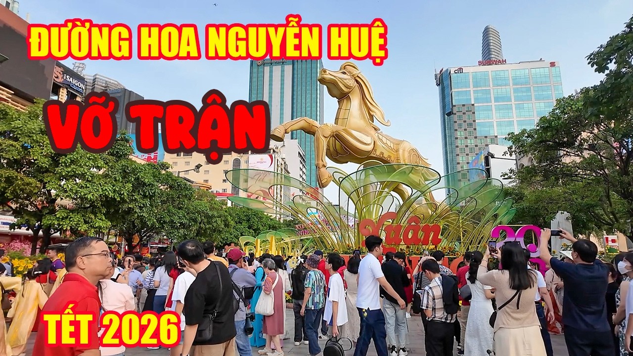 Đường Hoa Nguyễn Huệ “Vỡ Trận”! Đông Nghẹt Người | Tết 2026
