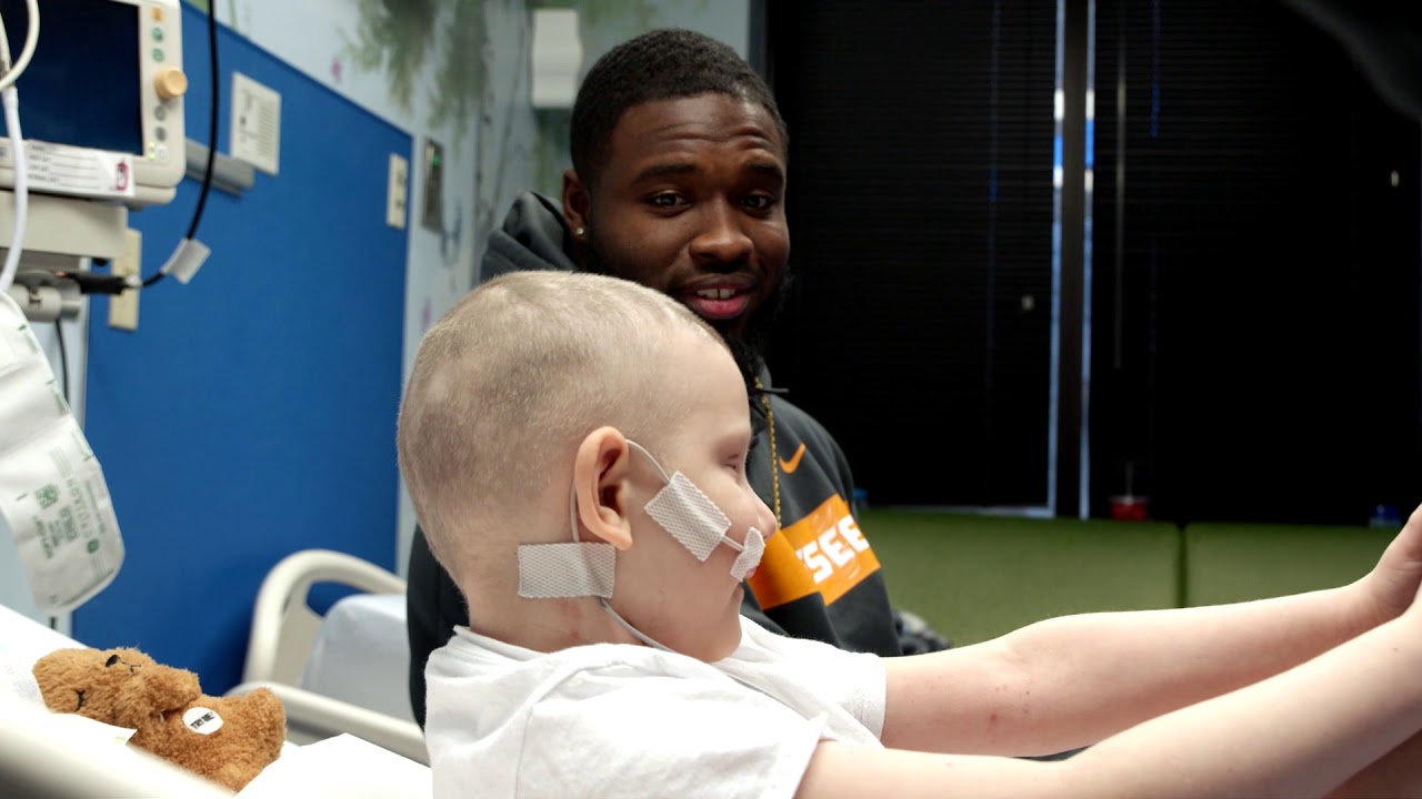 Tennessee Football Ollie Lane and Matthew Butler visit East TN