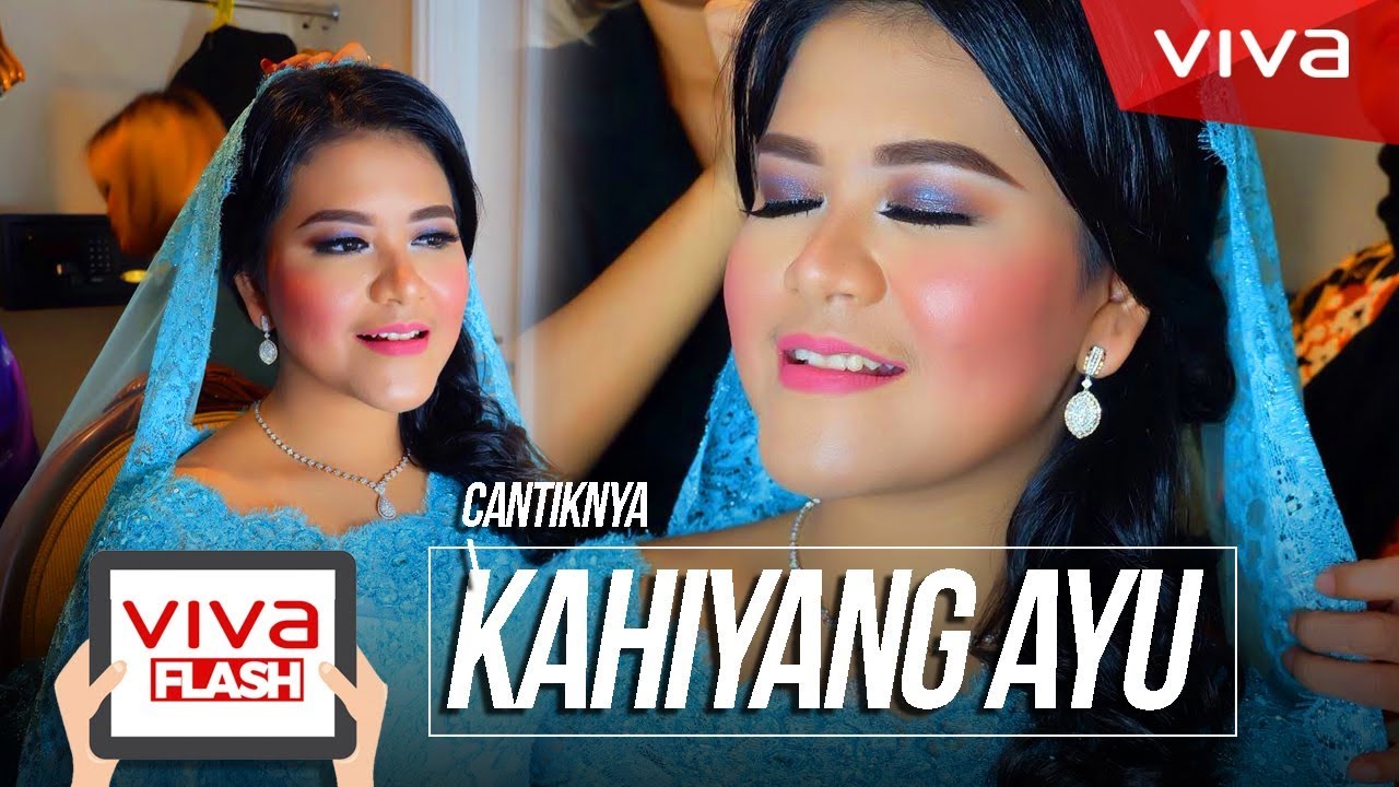 Pakai Kebaya Warna Biru Kahiyang Ayu Cantik Banget YouTube