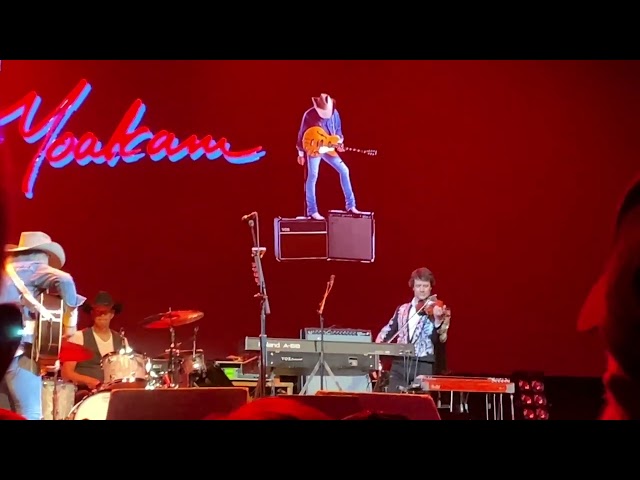 Dwight Yoakam singing I WILL BE GONE