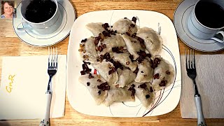 Pierogi Z Mięsem I Porem Okraszone Boczkiem Z Cebulką.