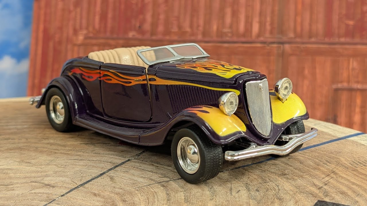 Motor Max 1:24 1934 Ford Coupe with flames - YouTube