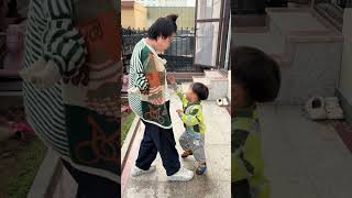 Famous He’s so small but has the biggest heart! ❤️#ToddlerLife #GoodDeed #ParentingTips Profile