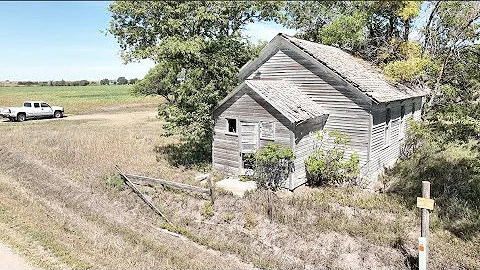 2022-08-28 - Snowball Schoolhouse - Gosper County (built in 1887)