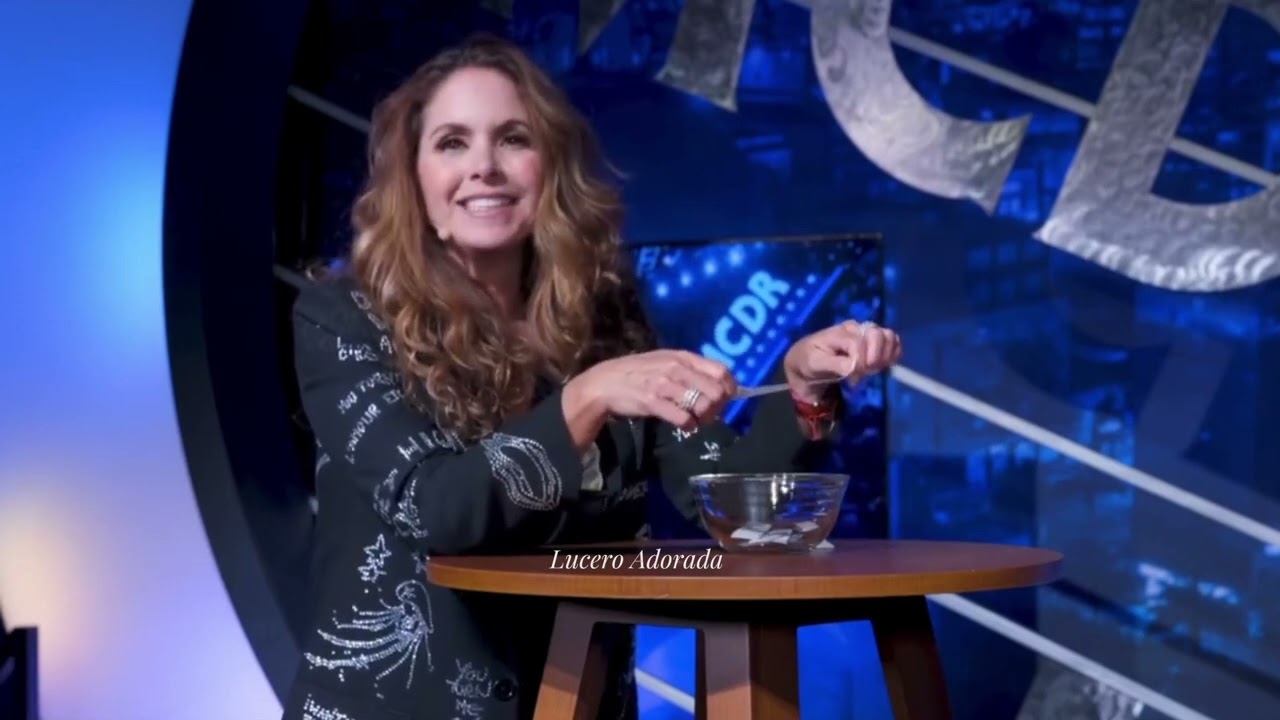 Lucero responde las preguntas disfuncionales de #MeCaigoDeRisa 🤍✨❤️
