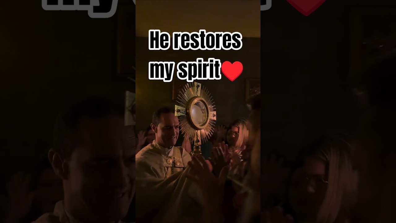 Sleduj ♥️The divine encounter that restores the broken human spirit #eucharist #eucaristia #adoração #rome na YouTube Sleduj ♥️The divine encounter that restores the broken human spirit #eucharist #eucaristia #adoração #rome na YouTube